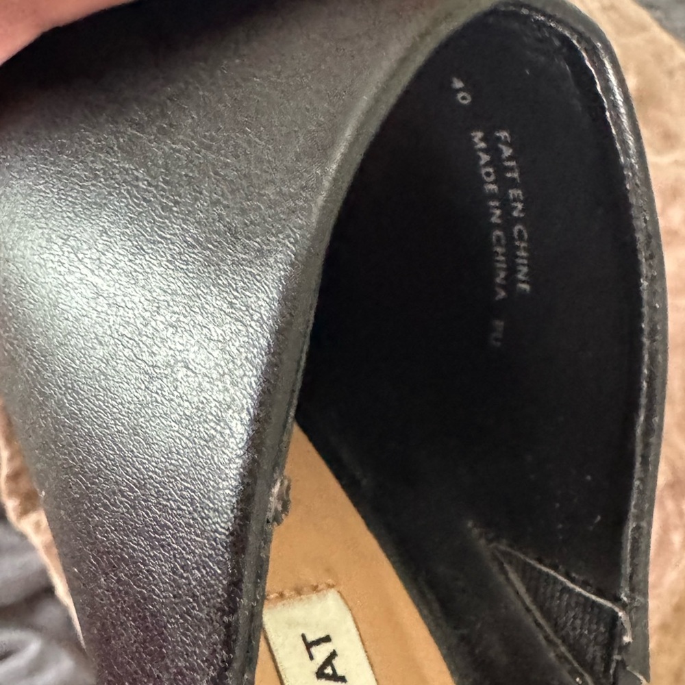 Matt & Nat Women's Chunky Heel Shoe sz 10 color Black - Picture 3 of 8